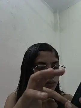 Snapshot of saxywoman chatting on 05.26.26 saxywoman online show from 05.26.26