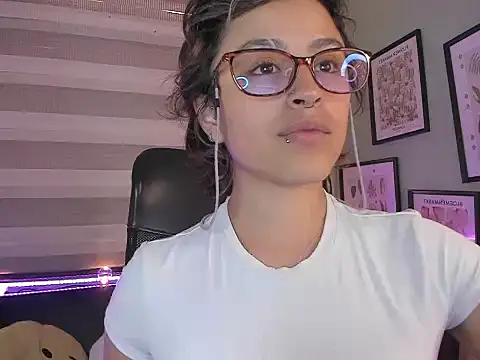 Lusiana   online show from 05.15.26