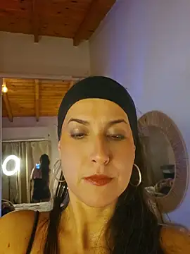 Snapshot of MorganaMystic chatting on 05.23.26 MorganaMystic online show from 05.23.26