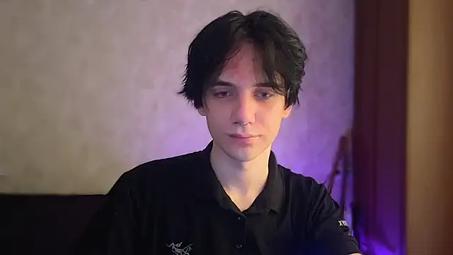 Snapshot of Zombde chatting on 05.18.26 Zombde online show from 05.18.26