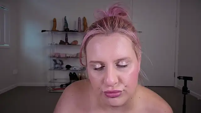 Snapshot of Alexisdownunderx chatting on 05.06.26 Alexisdownunderx online show from 05.06.26