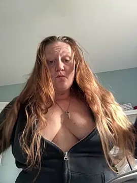 Snapshot of Kellilyn10 chatting on 05.16.26 Kellilyn10 online show from 05.16.26