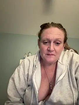 Snapshot of Kellilyn10 chatting on 05.30.26 Kellilyn10 online show from 05.30.26