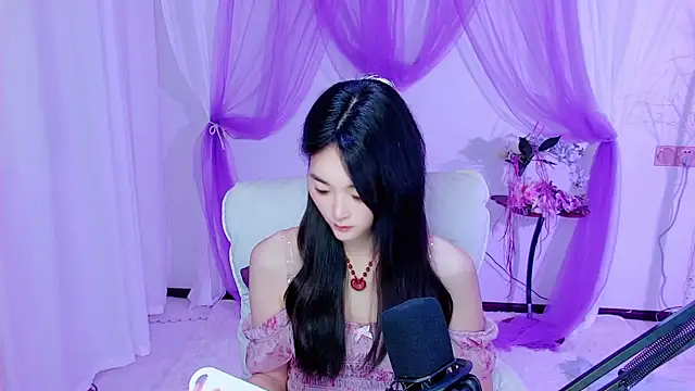 Tili Lucky online show from 05.27.26