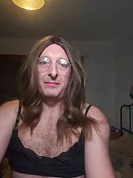 Snapshot of Heidixox69 chatting on 05.15.26 Heidixox69 online show from 05.15.26