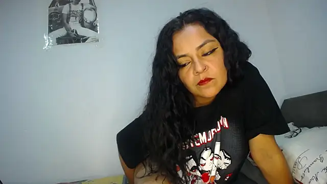 Snapshot of wilddesire66 chatting on 05.07.26 wilddesire66 online show from 05.07.26