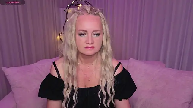 Snapshot of Ingrid_Eriksen chatting on 06.01.26 Ingrid Eriksen online show from 06.01.26
