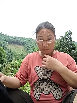 BlueGirlyeah online show from 06.14.26