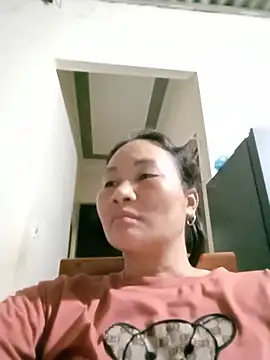 BlueGirlyeah online show from 07.04.26