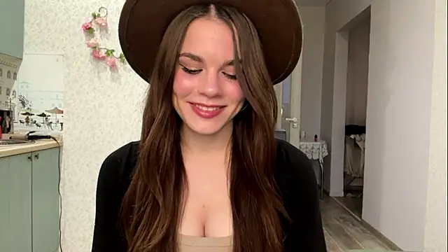 Snapshot of JeniceSourwine chatting on 05.20.26 JeniceSourwine online show from 05.20.26