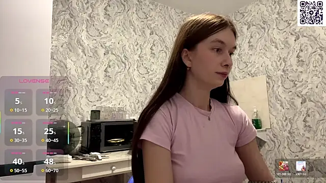HinaDesire online show from 05.28.26