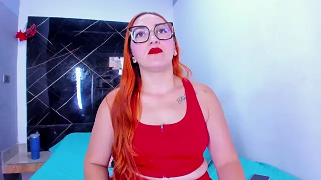 Daphne-hills online show from 05.19.26