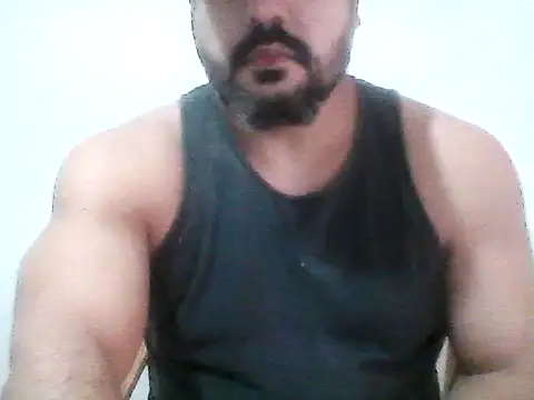 Snapshot of stallony chatting on 05.13.26 stallony online show from 05.13.26