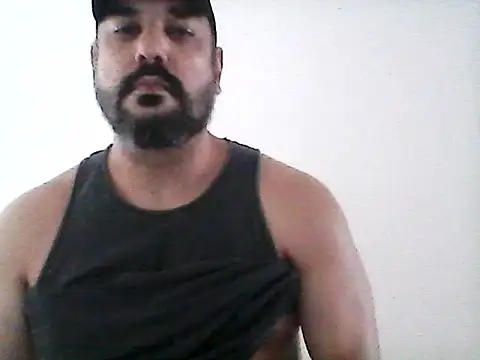 Snapshot of stallony chatting on 05.26.26 stallony online show from 05.26.26