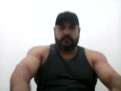 Snapshot of stallony chatting on 05.27.26 stallony online show from 05.27.26