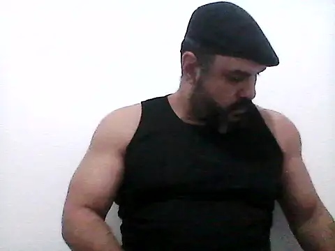 Snapshot of stallony chatting on 05.27.26 stallony online show from 05.27.26