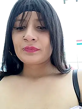 Snapshot of Alejandra_alson chatting on 05.13.26 Alejandra alson online show from 05.13.26
