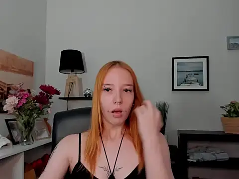 Snapshot of foxSonya chatting on 07.08.26 foxSonya online show from 07.08.26