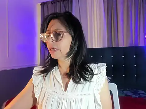 lena gray online show from 05.17.26