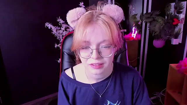 FoxxyyPolly online show from 05.23.26
