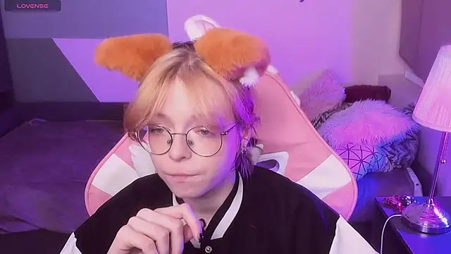 FoxxyyPolly online show from 05.29.26