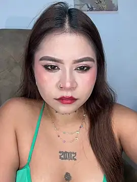 Snapshot of jessy_morgan13 chatting on 05.27.26 jessy morgan13 online show from 05.27.26
