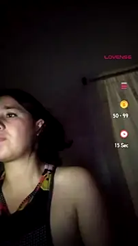 Snapshot of Annie_loveer chatting on 06.29.26 Annie loveer online show from 06.29.26