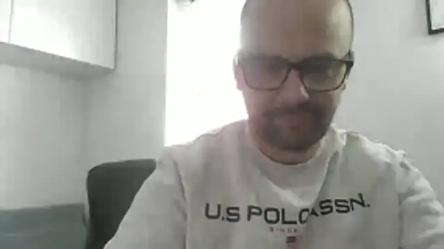 NakedAndrewHot online show from 05.15.26