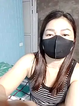 Snapshot of babylinhhot chatting on 05.26.26 babylinhhot online show from 05.26.26
