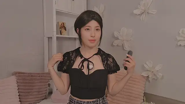 sakura-ch- online show from 08.06.26