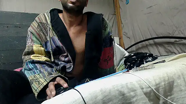 Snapshot of Camodick chatting on 05.19.26 Camodick online show from 05.19.26