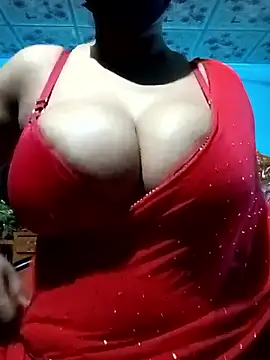 Snapshot of Safiyaaajj chatting on 06.16.26 Safiyaaajj online show from 06.16.26