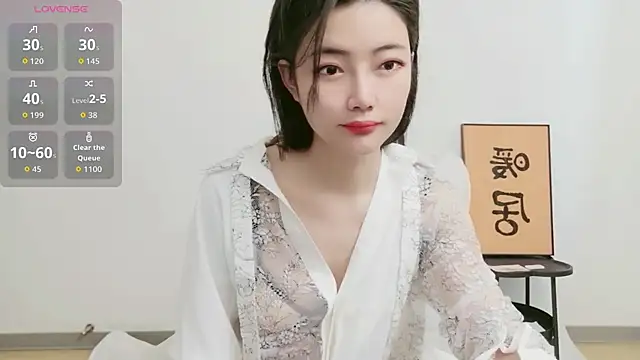Snapshot of woxiangjinjin030 chatting on 05.28.26 woxiangjinjin030 online show from 05.28.26