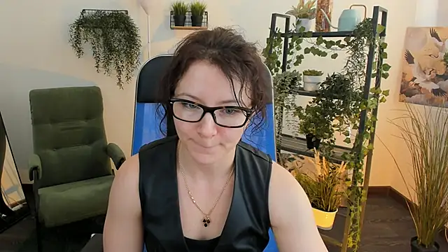 AureliaGleam online show from 05.11.26