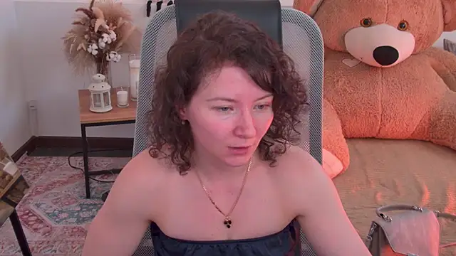 AureliaGleam online show from 05.15.26