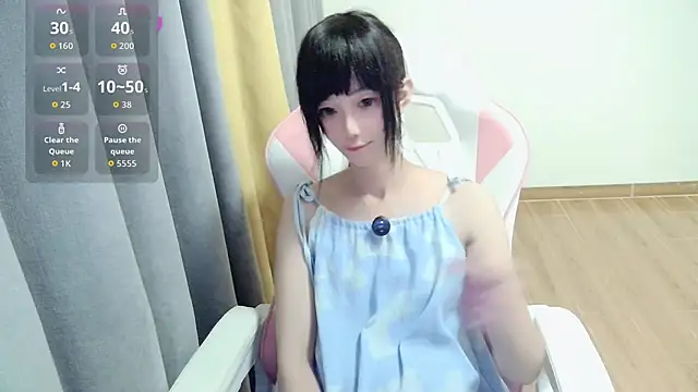Snapshot of Ooo-Lola chatting on 05.22.26 Ooo-Lola online show from 05.22.26