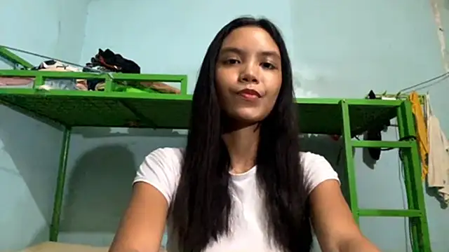 Snapshot of ValeryCatledge chatting on 05.10.26 ValeryCatledge online show from 05.10.26