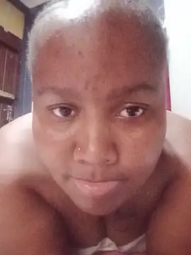 ChubbyMidgetxxx19 online show from 05.20.26