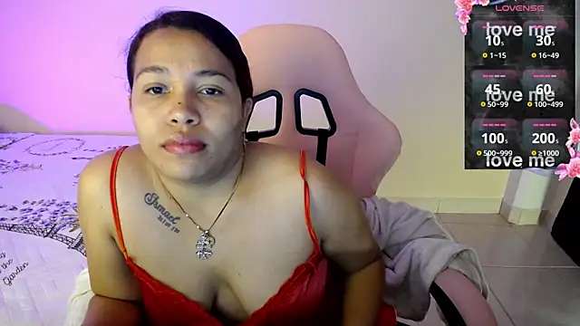 Snapshot of sexydiabliita chatting on 05.22.26 sexydiabliita online show from 05.22.26
