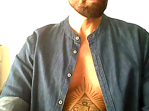 Alessandromagno8 online show from 05.25.26