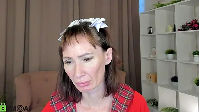 Snapshot of gracekellyyy chatting on 06.15.26 gracekellyyy online show from 06.15.26