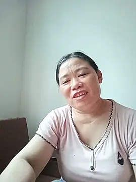 Snapshot of -Lytina- chatting on 06.11.26 -Lytina- online show from 06.11.26