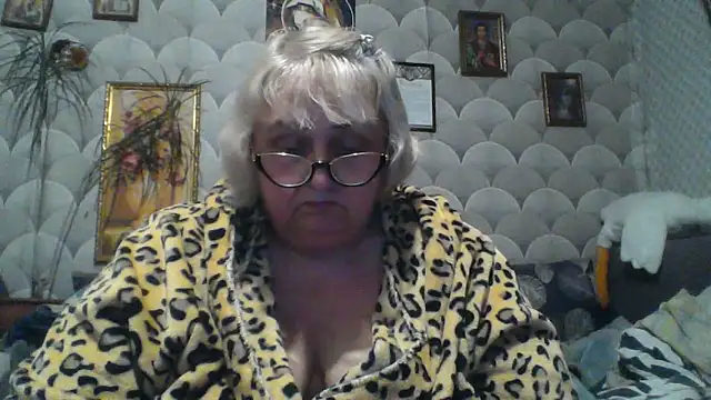 MarinaFarina53 online show from 05.20.26