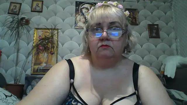 MarinaFarina53 online show from 05.24.26