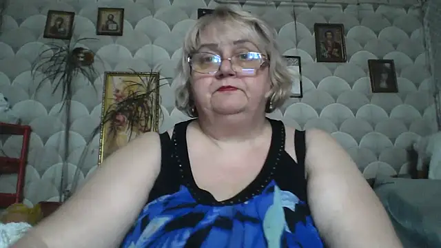 MarinaFarina53 online show from 05.26.26