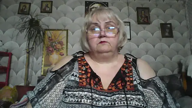 MarinaFarina53 online show from 05.28.26