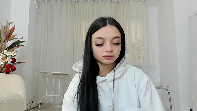 RachellRavee online show from 05.10.26
