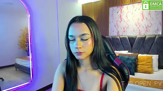 Snapshot of Aisha_Vex chatting on 05.15.26 Aisha Vex online show from 05.15.26