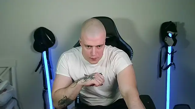 Snapshot of Bigbaald chatting on 05.20.26 Bigbaald online show from 05.20.26