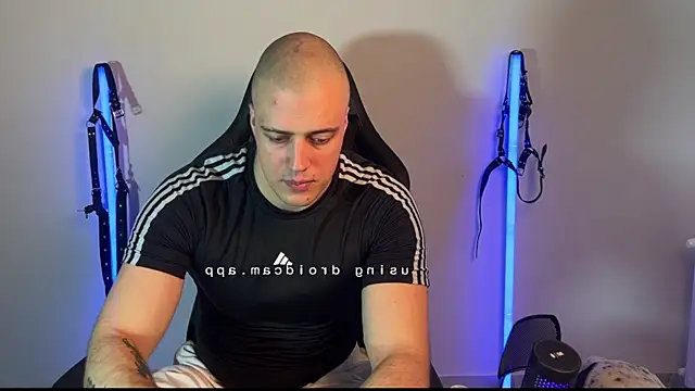 Snapshot of Bigbaald chatting on 07.13.26 Bigbaald online show from 07.13.26
